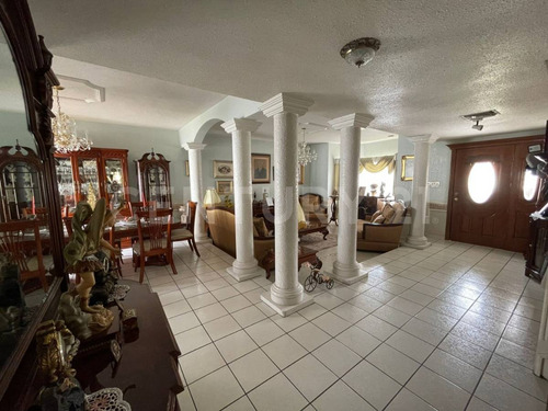 Casa En Venta En Haciendas Del Valle, Chihuahua