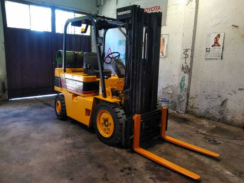 Autoelevador Daewoo