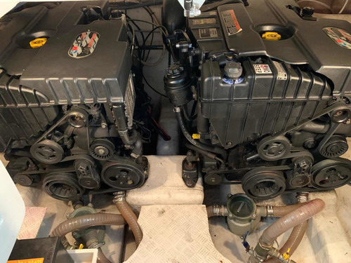 Imagem 3 de 15 de Lancha Runner 335 A Diesel, Ñ Real, Coral, Phantom, Nx