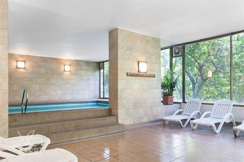 Depto En Venta Las Condes 2 Dorm, 2 Baños. Excelente Estado