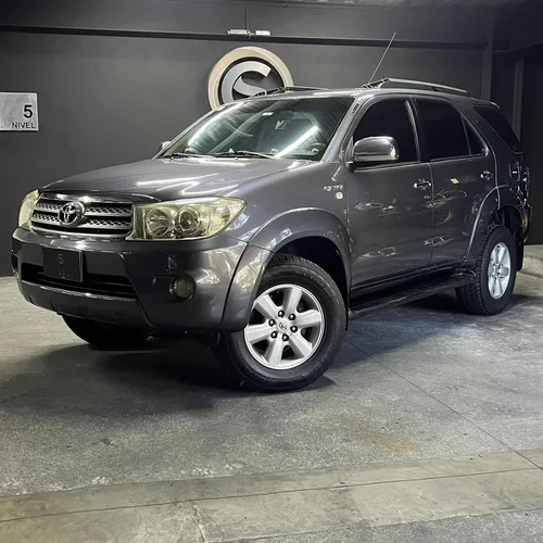 Toyota Fortuner 2.7l