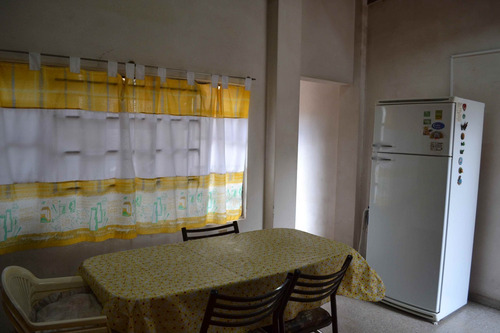 Casa Pasillo Venta Cullen 1800 2 Dormitorios