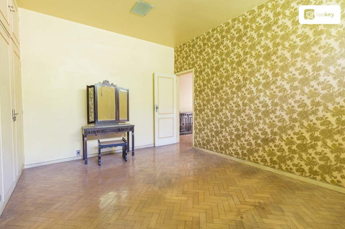Imagem 8 de 15 de Aluguel De Casa Com 450m² E 6 Quartos - 5042