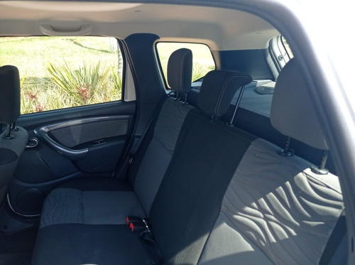 Imagem 8 de 9 de Renault Duster 2.0 Tech Road 4x2 16v 2014