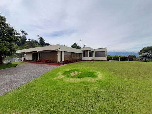 Venta Casa Campestre Cerro De Oro Manizales, Cod. 5122228