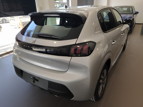 Peugeot 208 Feline