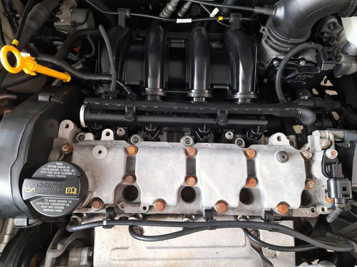 Imagem 11 de 12 de Volkswagen Saveiro 1.6 Msi Robust Cs 8v Flex 2p Manual