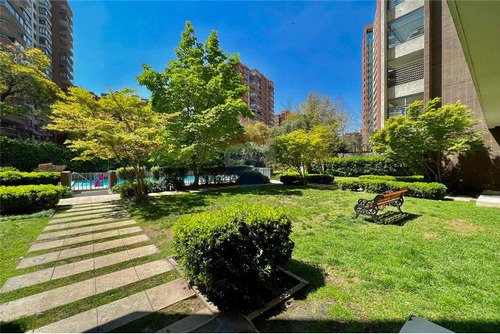 Colegio Sek, Vista Oriente, Edif 2010.