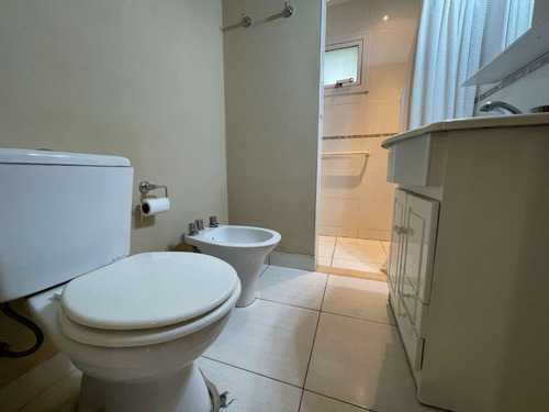 Venta Casa 3 Amb En La Caleta A 5 Cuadras Del Mar