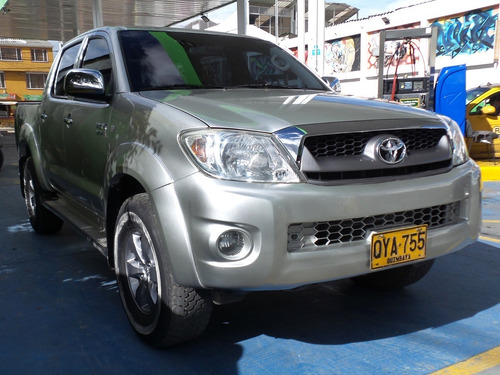 Toyota Hilux 2.7 4x4