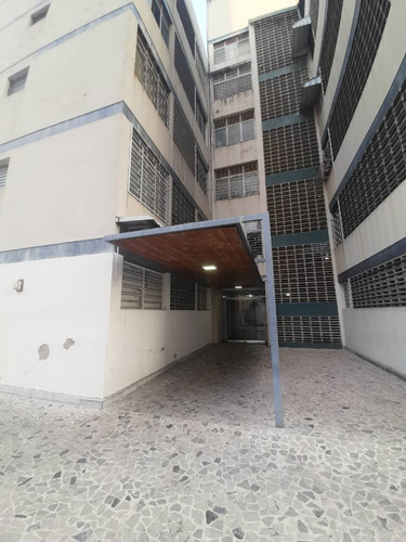 Se Vende Apartamento En Colinas De Los Chaguaramos Jr 