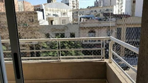 Imagen 3 de 12 de 2 Ambientes Al Frente Con Balcon