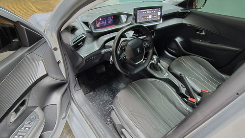Peugeot 208 1.6 Feline Tiptronic
