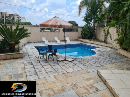 Imagem 3 de 30 de Sobrado - 0101018 - 70639172