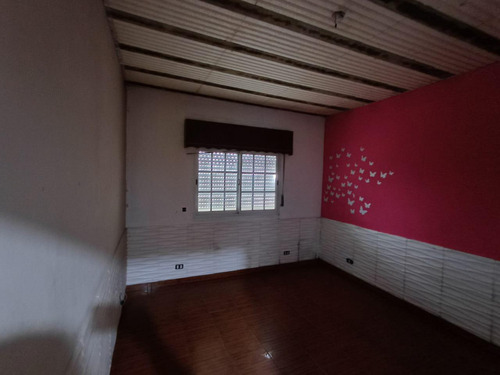 Venta De Casa En Virrey Del Pino.