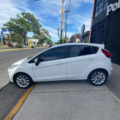 Ford Fiesta Kinetic 1.6 Se Powershift 120cv