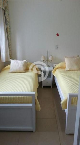 Apartamento En Playa Brava- Ref: 1866