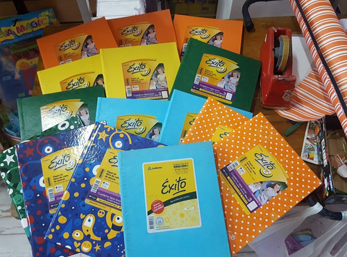 Imagen 5 de 5 de Pack X 10 Cuadernos Exito Abc