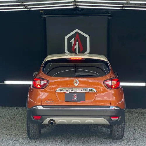 Renault Captur 2.0 Intens Automática