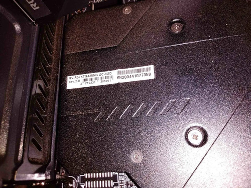 Imagem 4 de 5 de Placa De Vídeo Gigabyte Rx 5700 Xt Sem Uso Com Garantia
