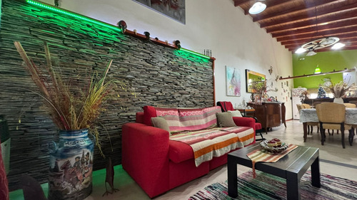 Casa En Venta En Pueblo Ester Naturaleza Y Confort