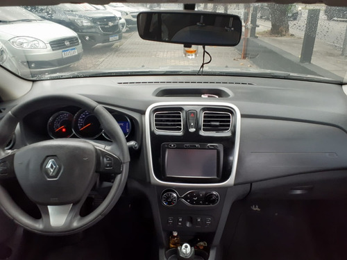 Imagem 14 de 15 de Renault Sandero