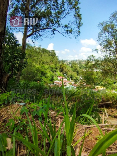 Venta - Terreno En La Colinas De Carrizal, Estado Miranda.