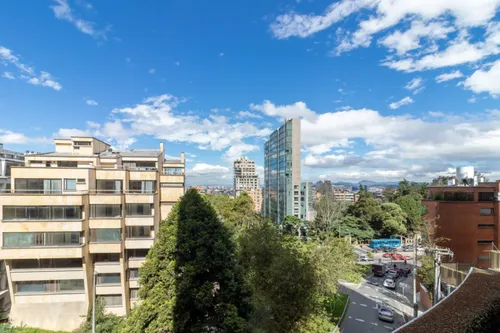 Apartamento En Venta En Chicó Oriental. Cod V9743