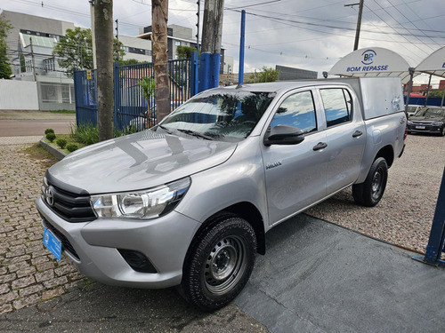 Toyota Hilux 2.8 Std 4x4 Cd