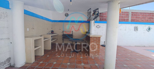 Casa En Renta En Fracc. Citlalin Con Amplio Jardín, Alberca Y Palapa