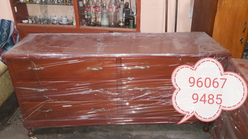 Cómoda De Cedro (precio A Convenir)