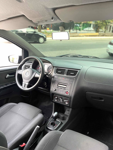 Imagem 6 de 10 de Volkswagen Fox 2013 1.6 Vht I-motion Total Flex 5p