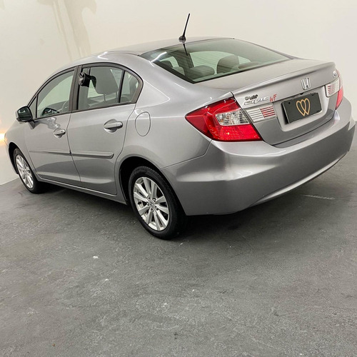 Imagem 2 de 10 de Honda Civic Sedan Lxs 1.8/1.8 Flex 16v Aut. 4p 2014/2014