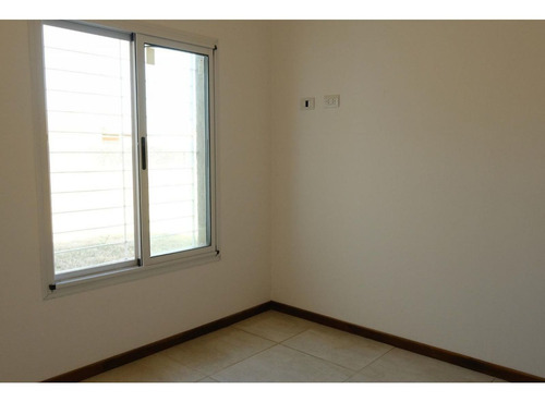 Imagen 10 de 17 de Casa De 3 Dormitorios A Estrenar