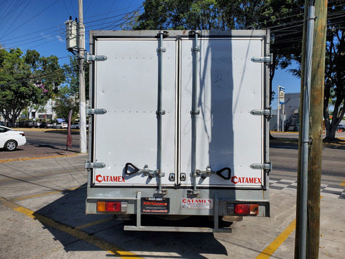 Nissan NP300 Chasis Cabina