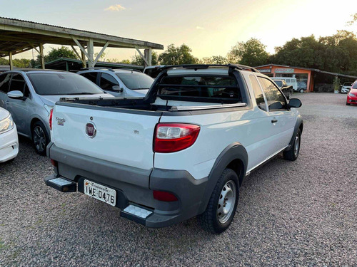 Imagem 4 de 8 de Fiat Strada 1.4 Mpi Working Ce 8v Flex 2p Manual