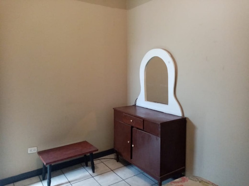 Imagen 3 de 12 de Apartamento Amueblado, Cerca Del Aeropuerto