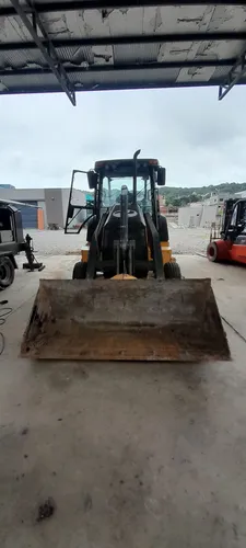 Retroexcavadora John Deere 310k 4x2