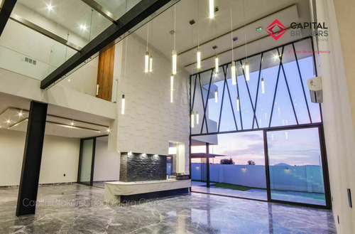 Mansión De Súper Lujo En Venta En Ayamonte Zapopan Zona Bajío Guadalajara