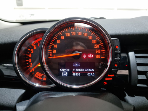 Imagen 11 de 15 de Mini Cooper 2015 1.5 3p Chili L3 T Man Mt