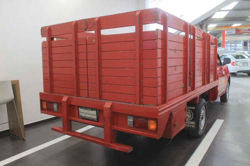 Imagen 4 de 15 de Nissan Estacas Np300 2019 2p L4/2.4 Man D/h P/seg