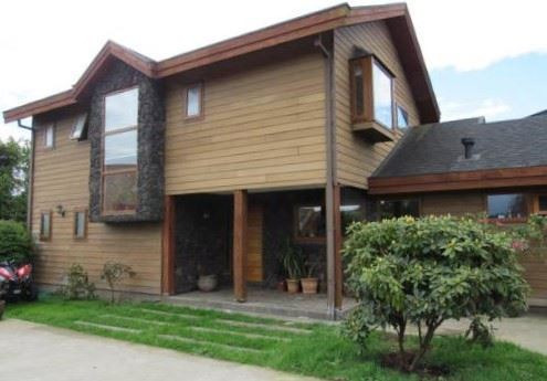 Venta Casa En Excelente Y Tranquilo Barrio De Puerto Varas