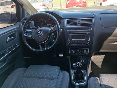 Volkswagen Suran Cross 1.6 Highline Msi 110cv