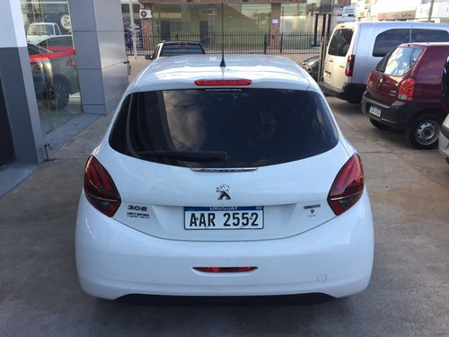Peugeot 208 1.2 Active