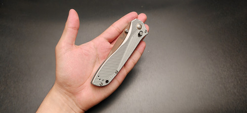 Benchmade / Seven Ten / Drop Point / Axis Lock/ 710fe-24 (Usado)