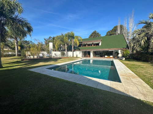 Hermosa Casa En Alquiler De Temporada- Punta Del Este (ref: Atm-4464)