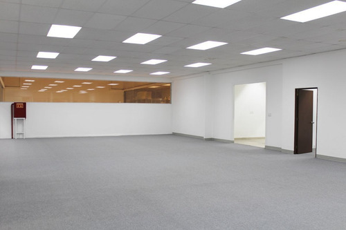 Imagen 7 de 25 de Oficinas Corporativas Plaza Comercial Arboledas, Tlalnepantla, Edo. Méx.