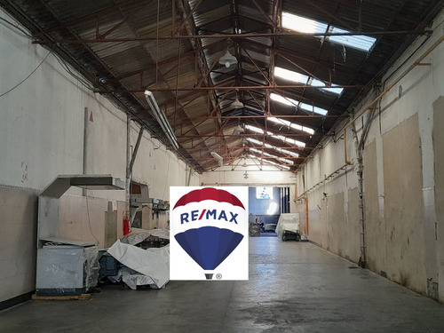 Imagen 8 de 11 de Venta Galpón Deposito 1900 M2 Avellaneda