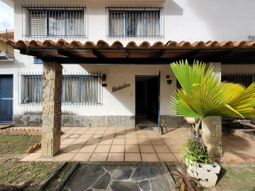 Imagen 2 de 15 de Casa En Venta, Urbanización Santa Marta - Baruta