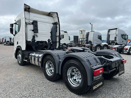 Caminhão Scania S 560 Branco 6x4 2024 540 Traçado R540 R560